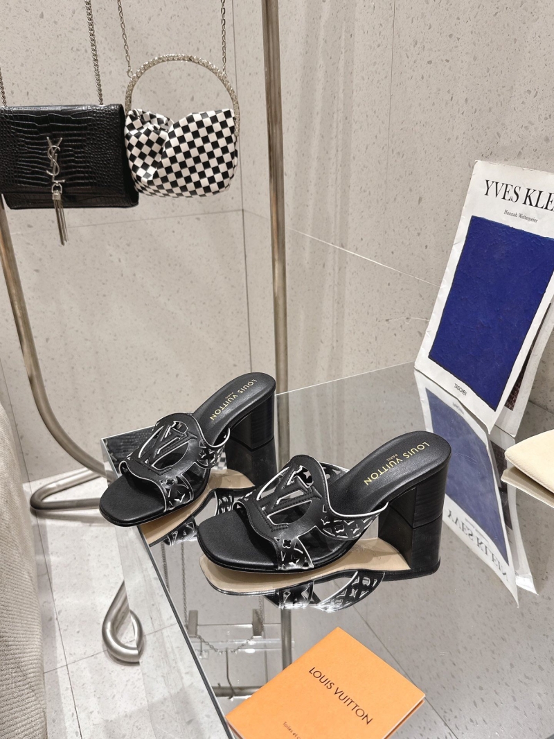 l0vis Vvtt0n heeled shoes